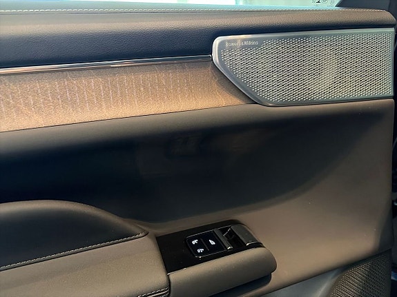 Volvo ES90 16 of 23