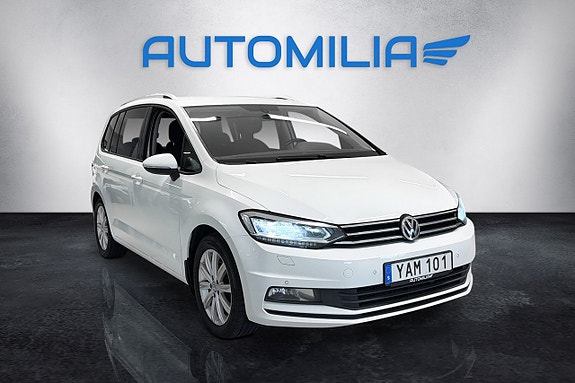 Volkswagen Touran 16 of 16