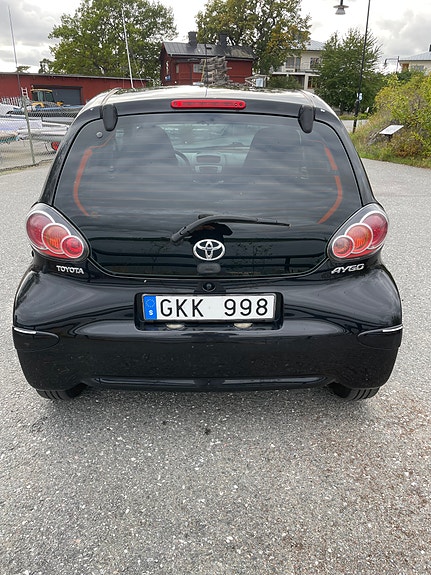Toyota Aygo 5 of 8