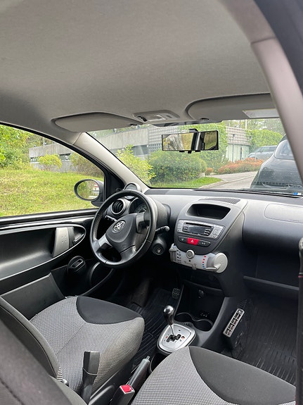 Toyota Aygo 6 of 8