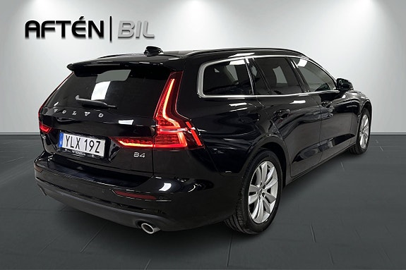 Volvo V60 10 of 27