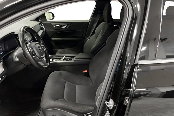 Volvo V60 13 of 27