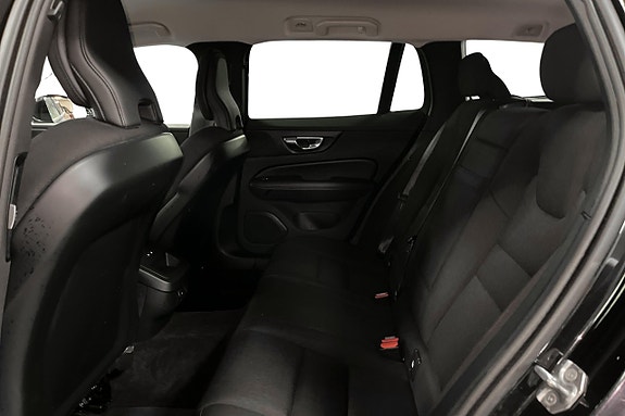 Volvo V60 16 of 27
