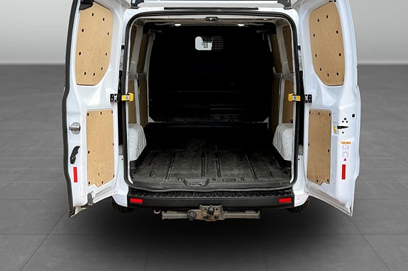 Ford Transit Custom 7 of 7