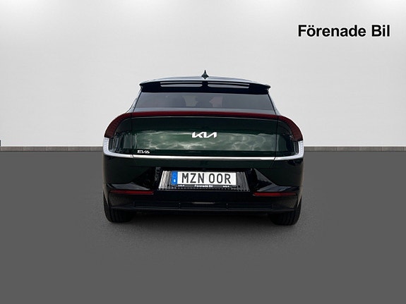 Kia EV6 5 of 22