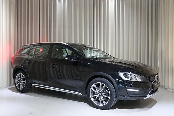 Volvo V60 Cross Country 29 of 29