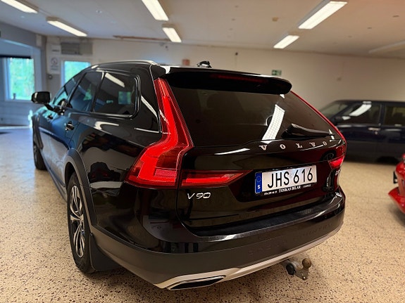 Volvo V90 Cross Country 6 of 20