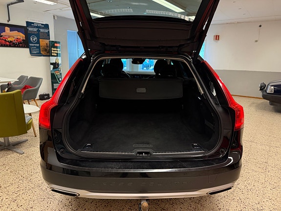 Volvo V90 Cross Country 16 of 20