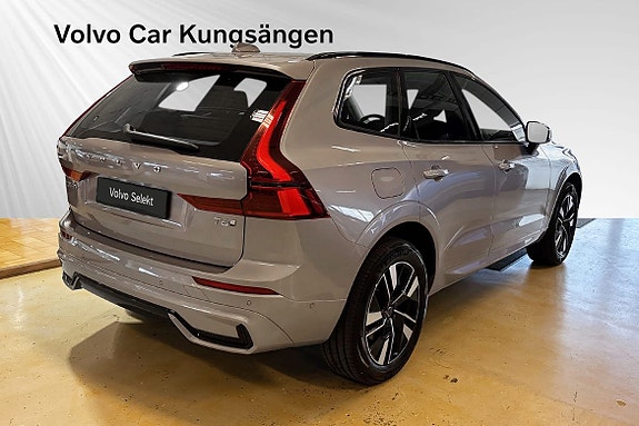 Volvo XC60 5 of 30
