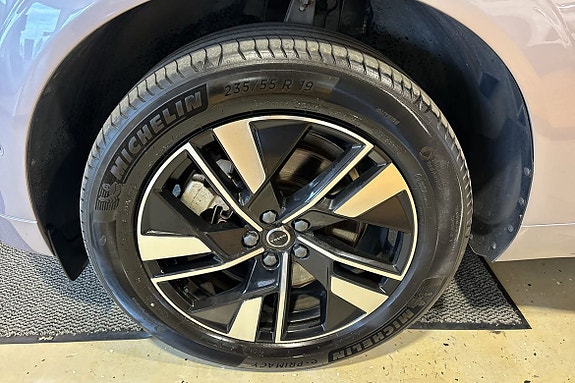 Volvo XC60 22 of 30