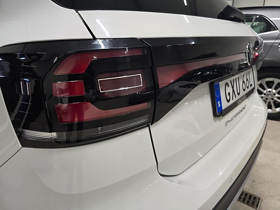 Volkswagen T-Cross 10 of 22
