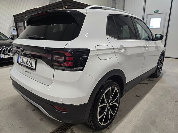 Volkswagen T-Cross 5 of 22