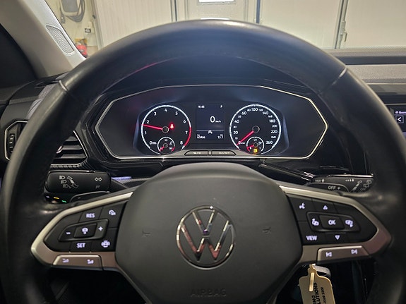 Volkswagen T-Cross 15 of 22