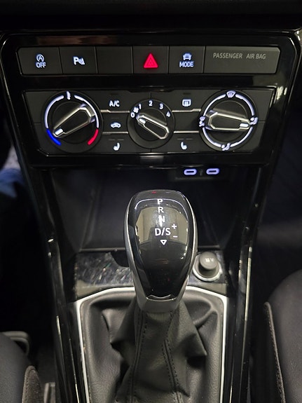 Volkswagen T-Cross 18 of 22