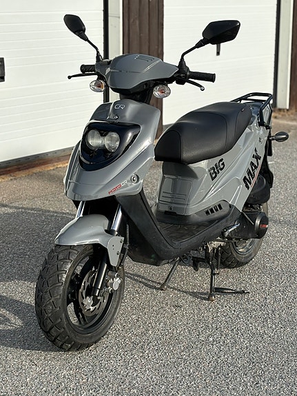 Pgo Big max CR 4 of 7