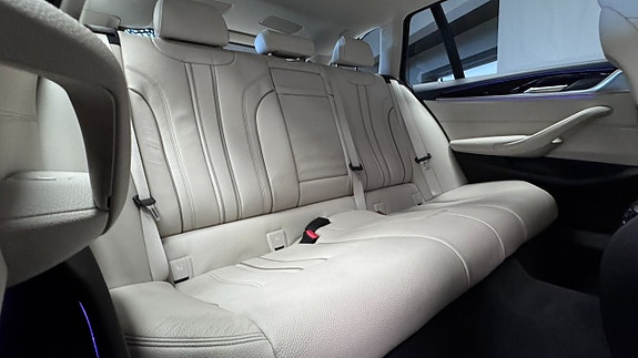 BMW 520d 9 of 23