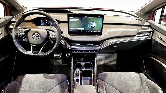 Skoda Enyaq 10 of 24