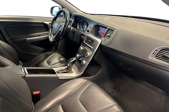 Volvo V60 24 of 30