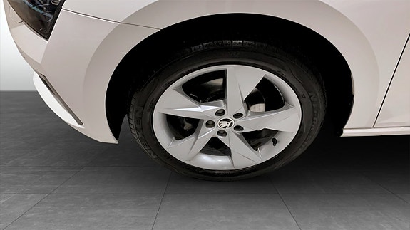 Skoda Scala 6 of 13
