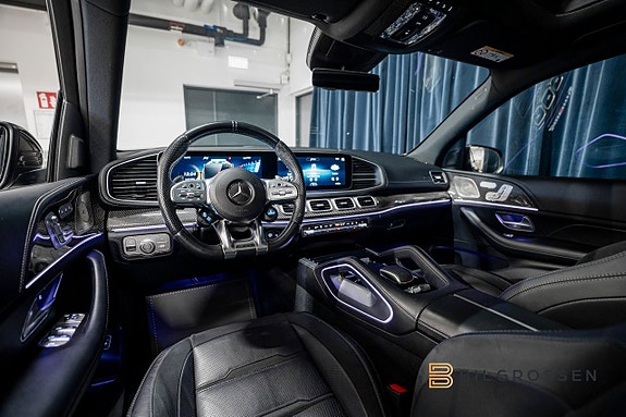 Mercedes-Benz GLE53 14 of 22