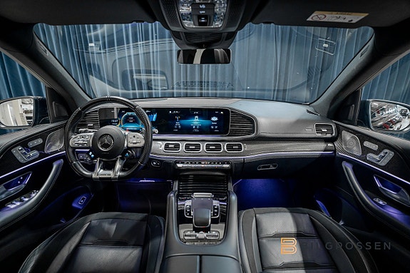 Mercedes-Benz GLE53 13 of 22