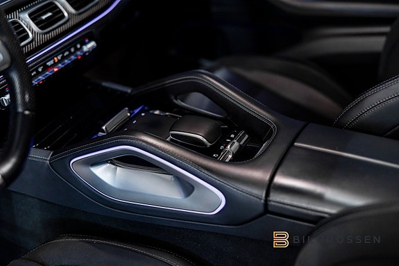 Mercedes-Benz GLE53 21 of 22