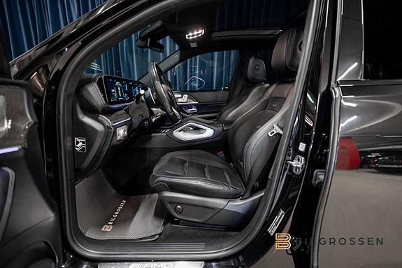 Mercedes-Benz GLE53 15 of 22