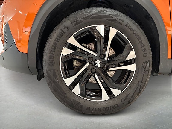 Peugeot 2008 9 of 16