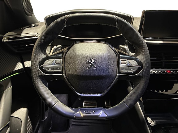 Peugeot 2008 10 of 16