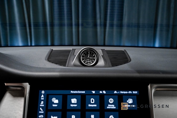 Porsche Macan S 19 of 21
