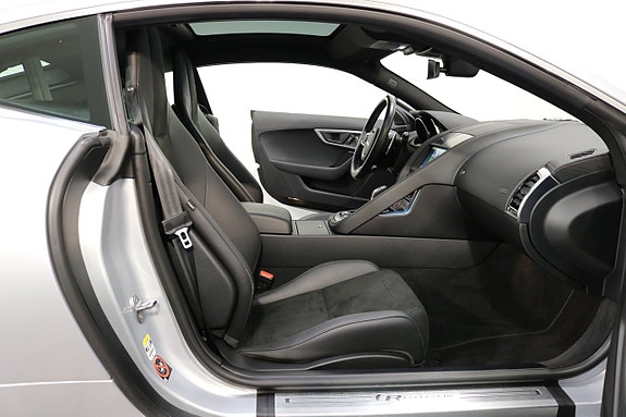 Jaguar F-TYPE 14 of 25