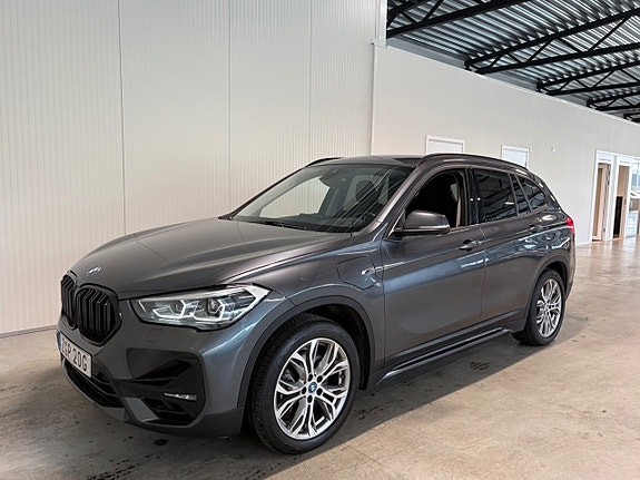 BMW X1 4 of 19