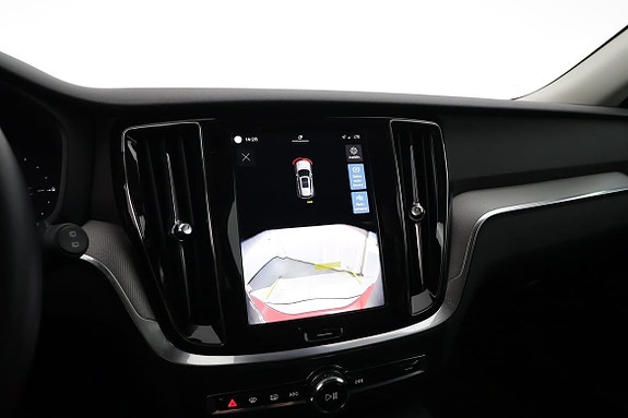 Volvo V60 13 of 16