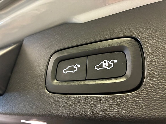 Volvo V60 11 of 23