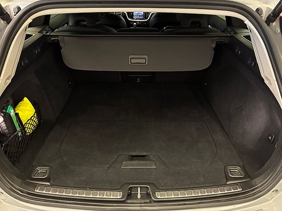 Volvo V60 10 of 23
