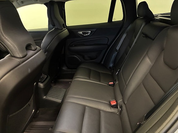Volvo V60 20 of 23