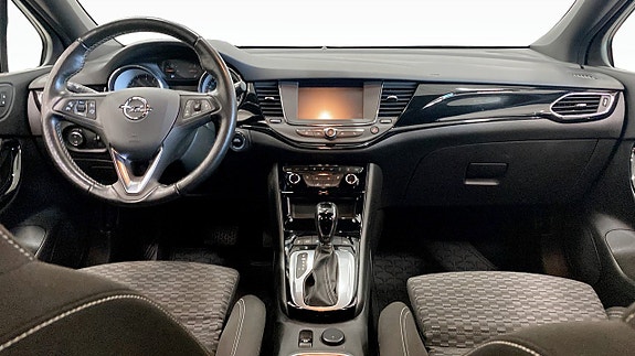 Opel Astra 4 of 18