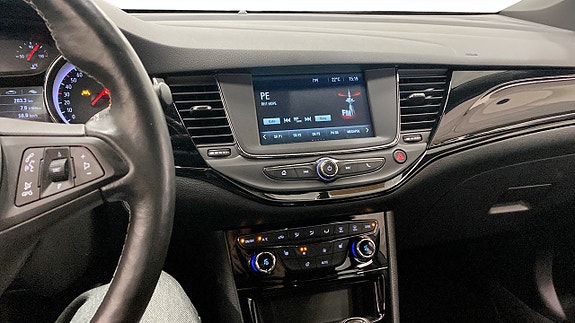 Opel Astra 12 of 18
