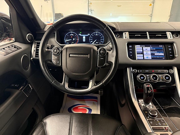 Land Rover Range Rover Sport 21 of 26