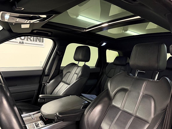 Land Rover Range Rover Sport 10 of 26