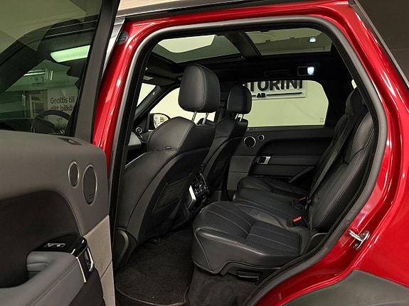 Land Rover Range Rover Sport 13 of 26