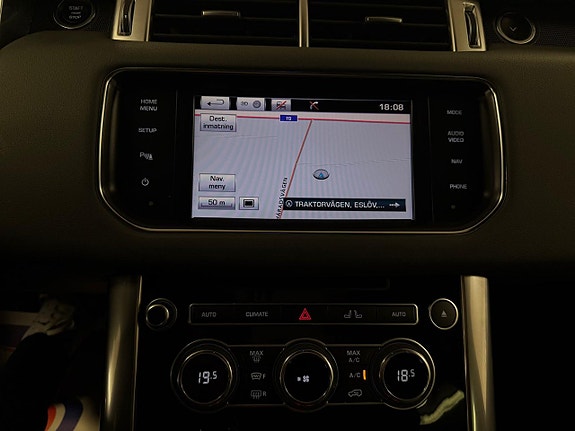 Land Rover Range Rover Sport 25 of 26