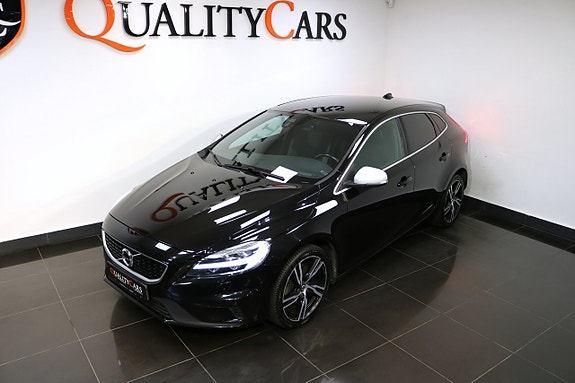 Volvo V40 16 of 22