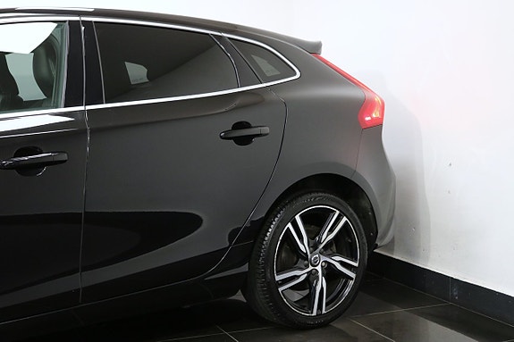 Volvo V40 22 of 22