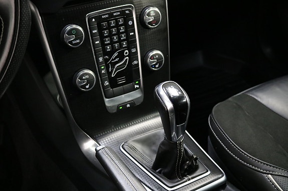 Volvo V40 10 of 22
