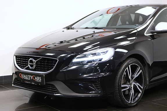 Volvo V40 18 of 22