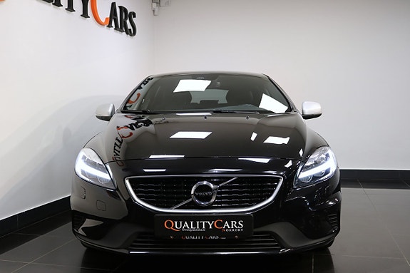 Volvo V40 5 of 22