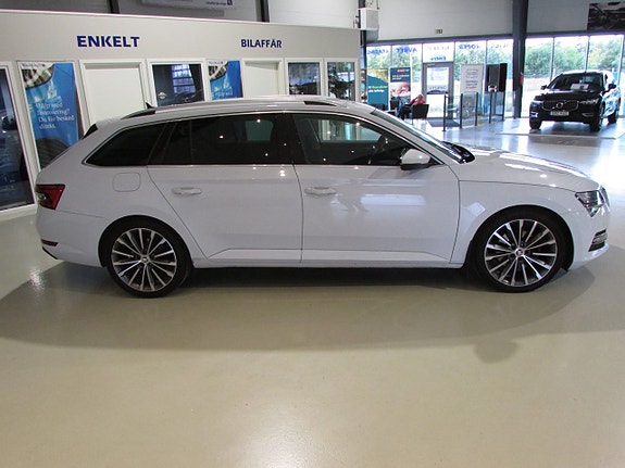 Skoda Superb 4 of 21