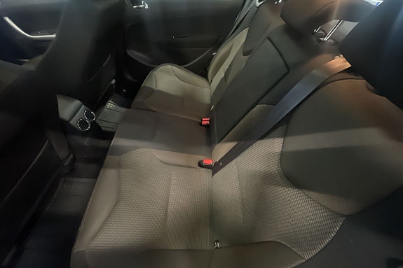 Peugeot 308 10 of 13