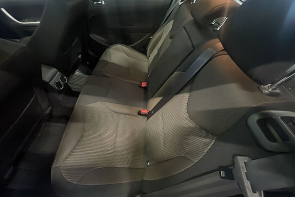 Peugeot 308 12 of 13